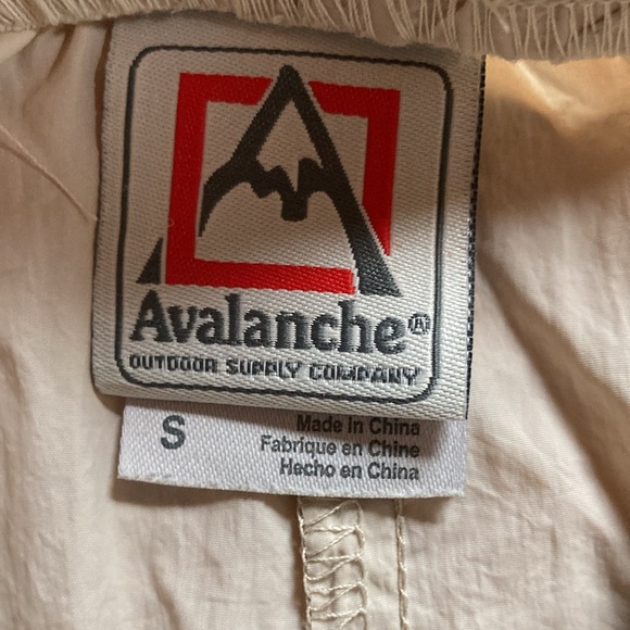 Women’s Avalanche Shorts | S - Picture 5 of 10